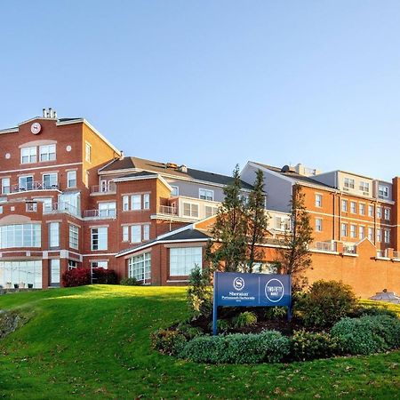 Sheraton Portsmouth Harborside Hotel Exterior photo